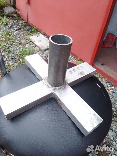 Крестовина для елки