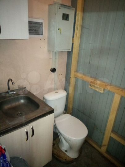 Гараж, > 30 м²