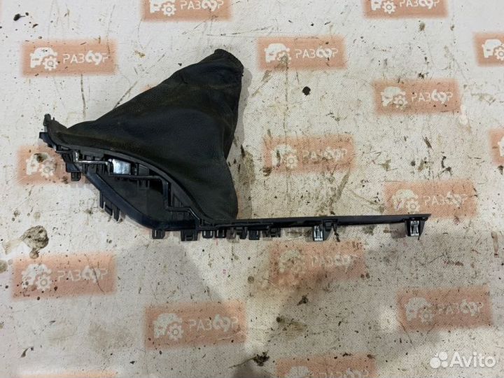 Чехол Ford Focus CB8 iqdb 2016