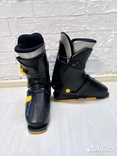 Горнолыжные ботинки salomon 23,5