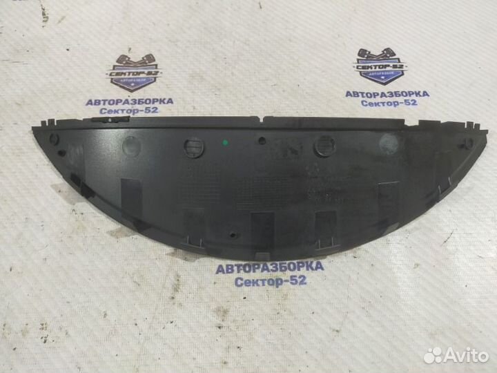 Накладка панели приборов Volkswagen Touareg 1