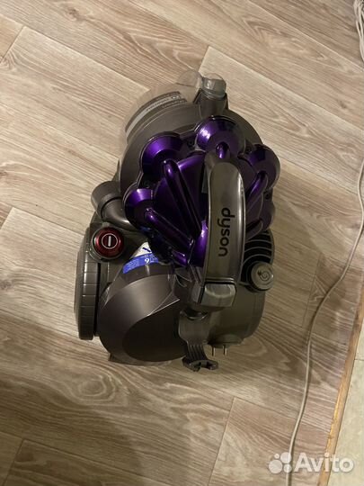 Пылесос Dyson DC29