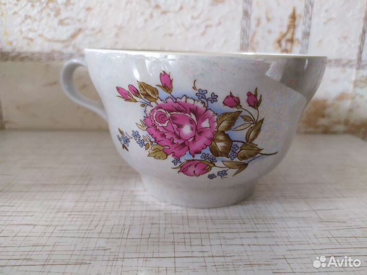 Чашка чайная, красный фарфорист, 1 шт