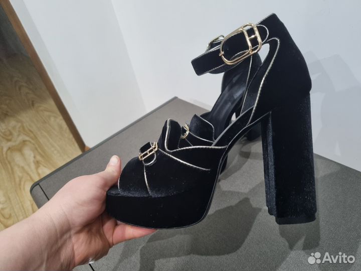 Босоножки женские 38 размер черные