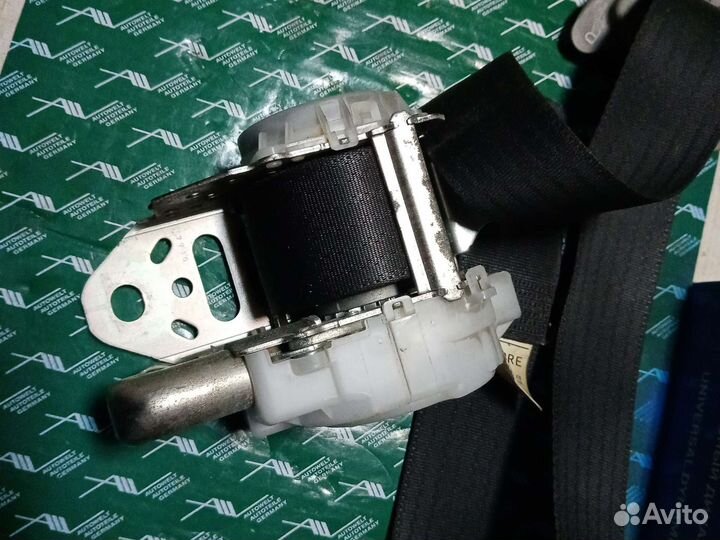Ремень безопасности передний правый Toyota Lexus