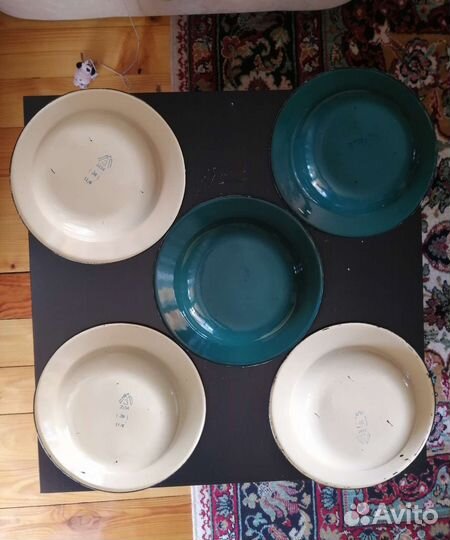 Эмалированная посуда СССР тарелки и миски (8 шт)