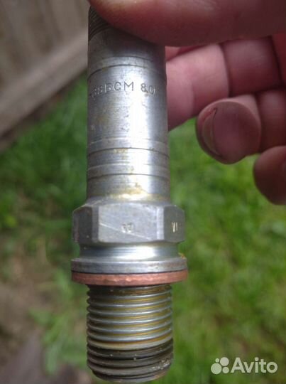 Свеча зажигания керамическая