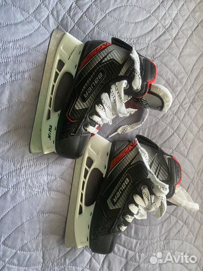 Вратарские коньки bauer