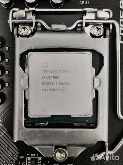 Материнская плата с процессором