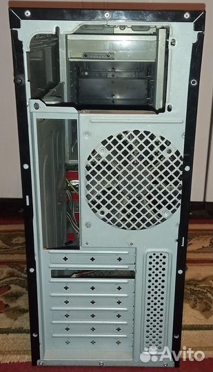 Продам компьютерный корпус