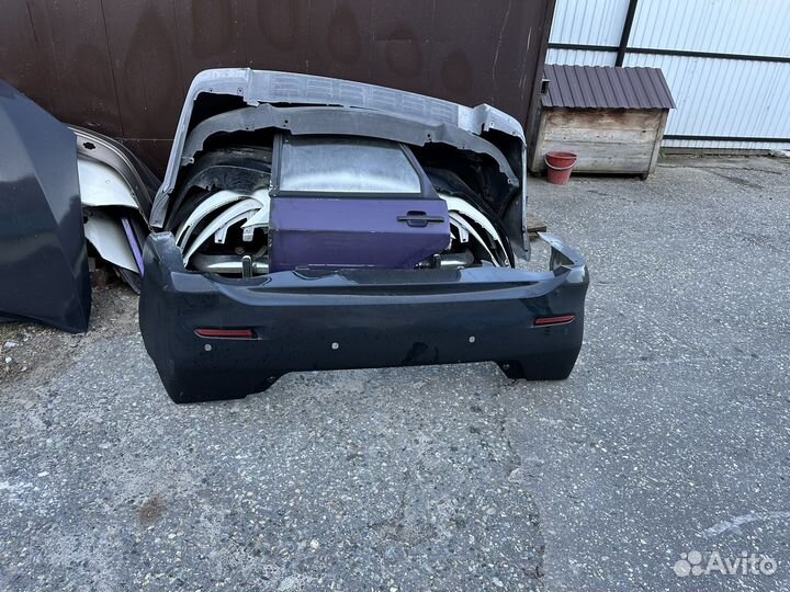 Продам задний бампер оригинал на camry 50