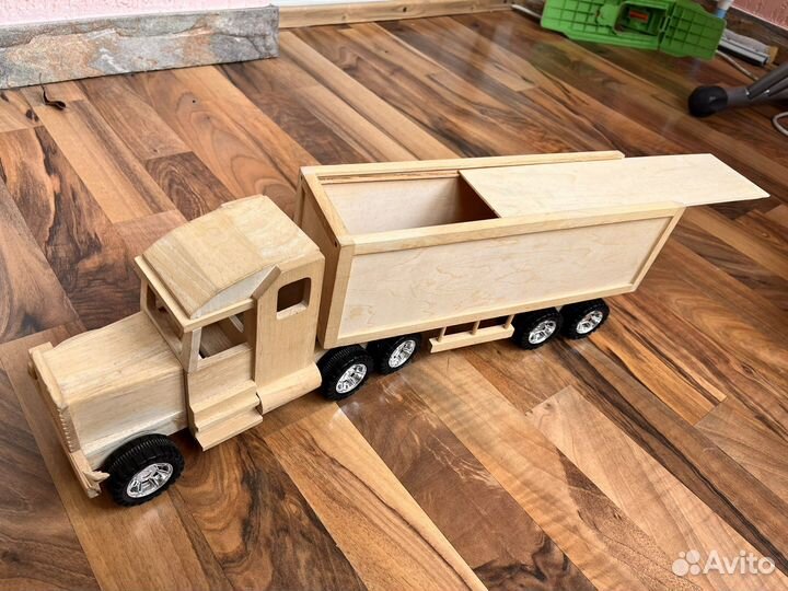 Деревянные игрушки elc