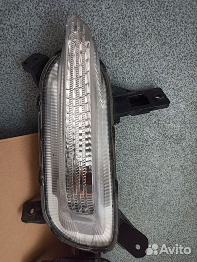 Указатели поворотников Киа Церато 4 (BD)