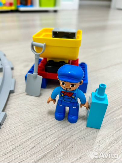 Lego duplo поезд