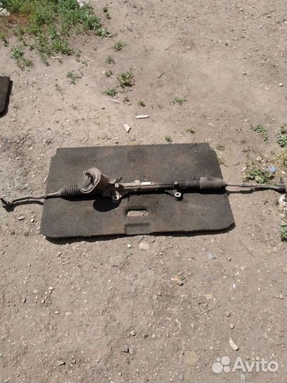 Рулевая рейка Renault Fluence 2010 года