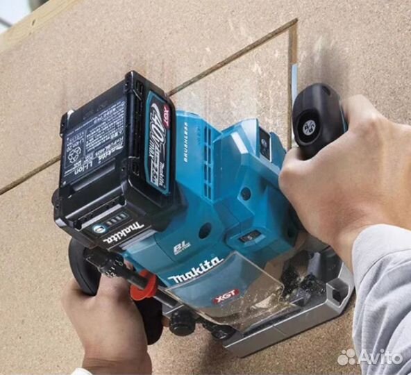 RP001GZ Makita XGT 40V. Фрезер. Оригинал. Новый