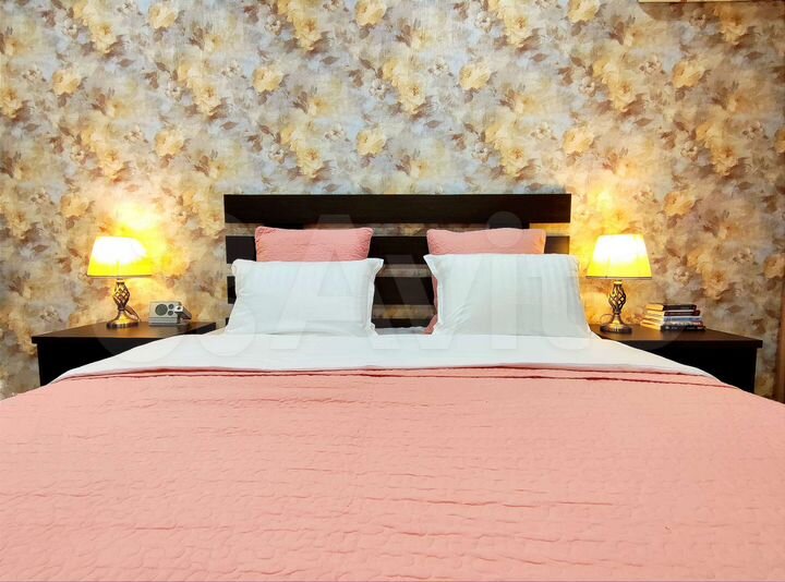 2-к. квартира, 56 м², 1/6 эт.