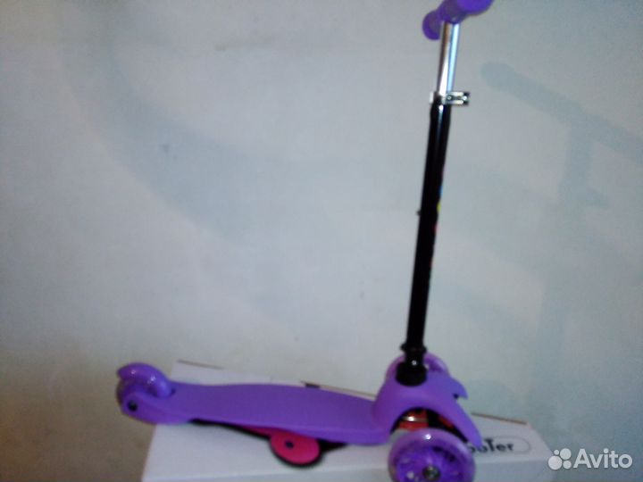Самокат 3х колесный сиреневый от 2 до 4 лет