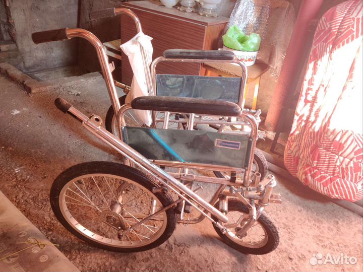 Инвалидная коляска складная бу