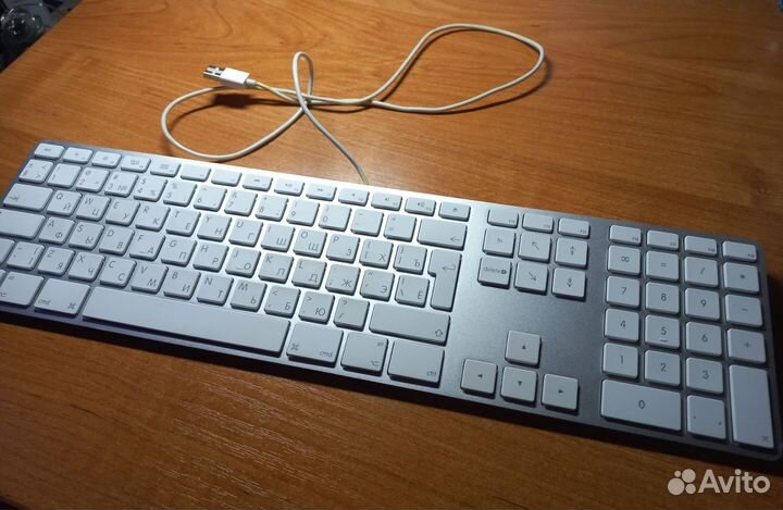Клавиатура Apple (Wired Keyboard A1243)