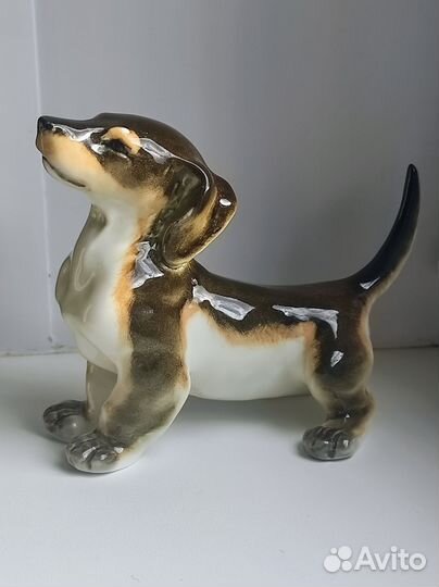 Фигурка Такса, фарфор, лфз, СССР