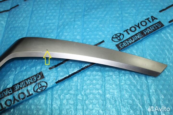 Накладка внутренней ручки двери Рав 4 -4 перед R