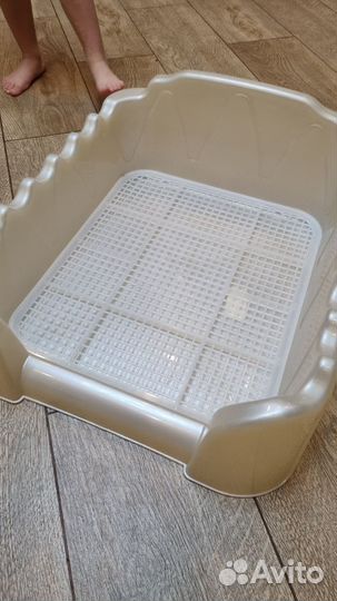 Два больших лотка