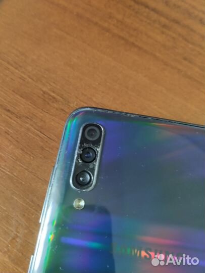 Samsung E1117