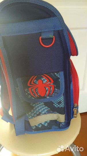 Рюкзак школьный