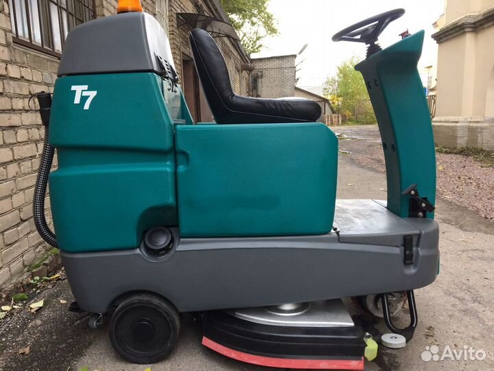 Поломоечная машина Теннант Т7 Tennnat T7