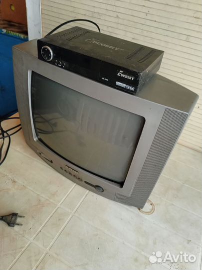 Старый Телевизор и 2 тюнера+пульт