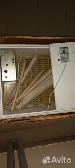 Инкубатор автоматический несушка