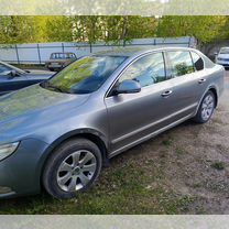 Skoda Superb 1.8 AMT, 2010, 300 000 км, с пробегом, цена 680 000 руб.