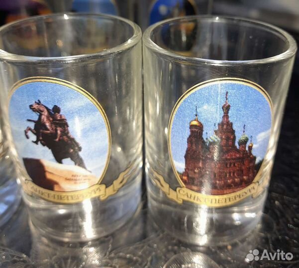 Рюмки новые с изображением Санкт-Петербурга