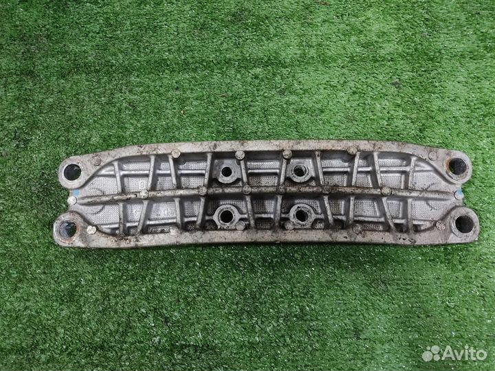 Кронштейн опоры кпп Lexus GS300 (S160) 2001