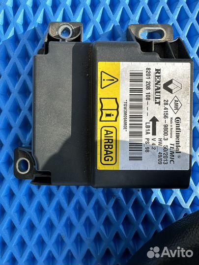 Подушка безопасности в руль Nissan Almera G15