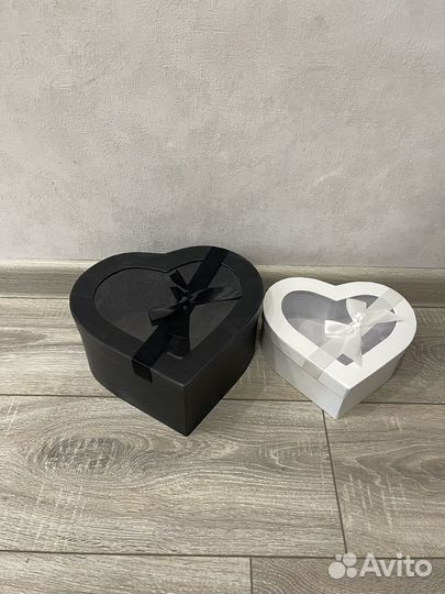 Коробка подарочная сердце для цветов