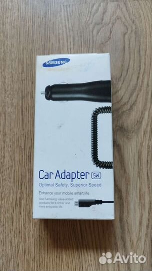 Автомобильная зарядка для телефона