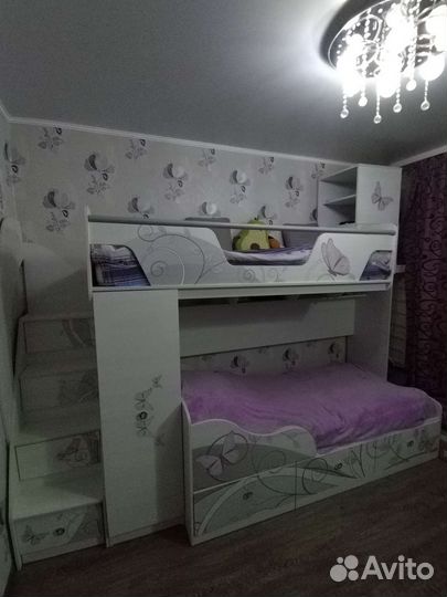 Двухъярусная кровать для детей