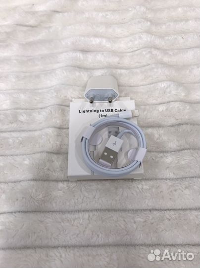 Зарядка на iPhone