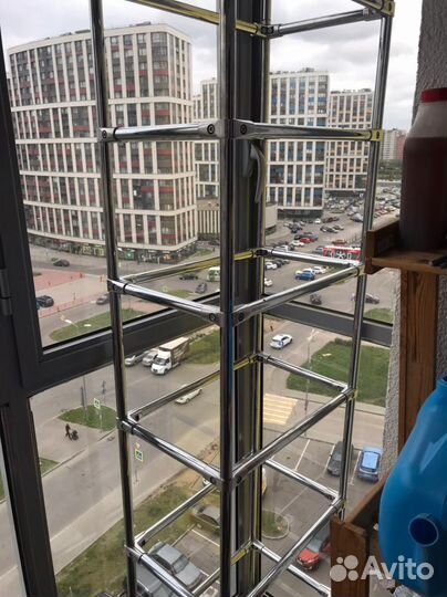 Стеллаж для цветов на подоконник