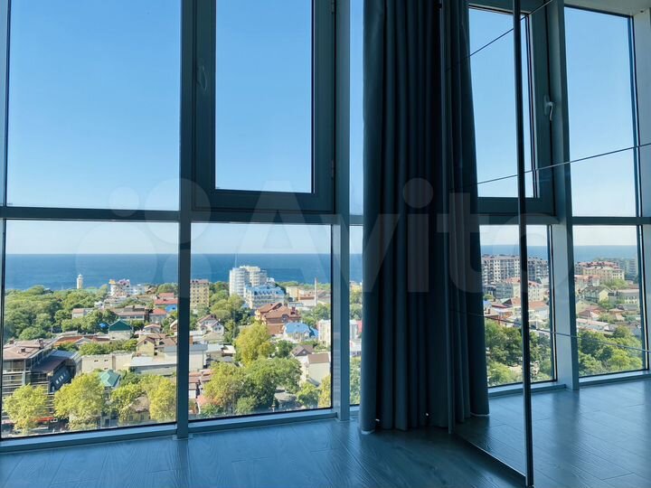 2-к. квартира, 76 м², 18/23 эт.