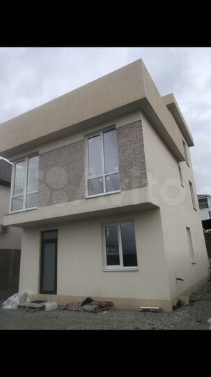 Дом 183 м² на участке 3,2 сот.