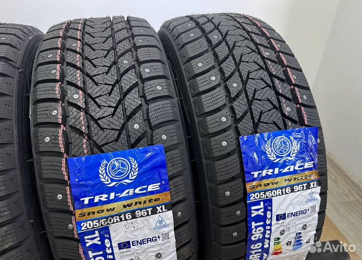 Tri Ace Snow White II 205/60 R16 52T