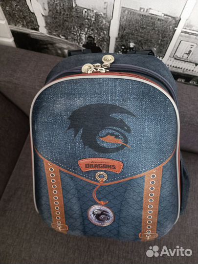 Школьный портфель, ранец, рюкзак