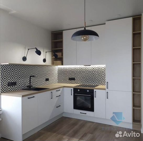 Кухонные гарнитуры, нестандартная кухня на заказ