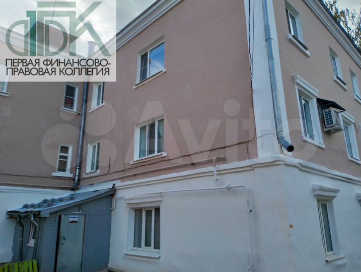 2-к. квартира, 33 м², 3/3 эт.
