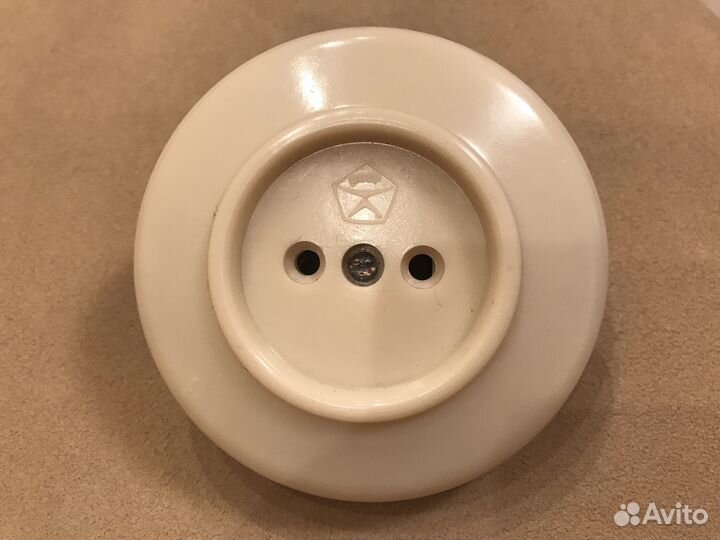 Электрические розетки СССР Знаком Качества,Новые