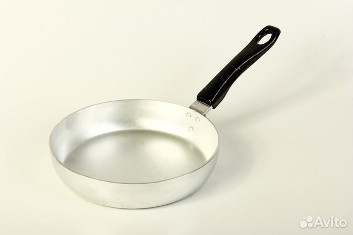 Сковорода d180 б/кр. пл. руч. мт-024