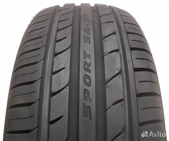 Goodride SA 37 255/35 R20 97W